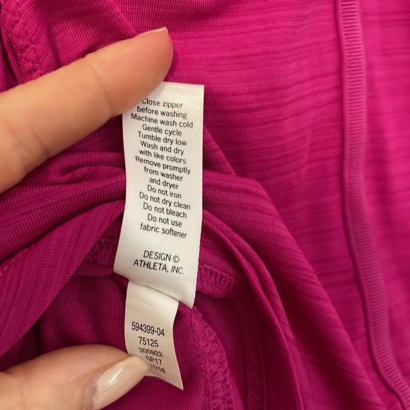 3/$15 Athleta running shirt - Picture 14 of 14